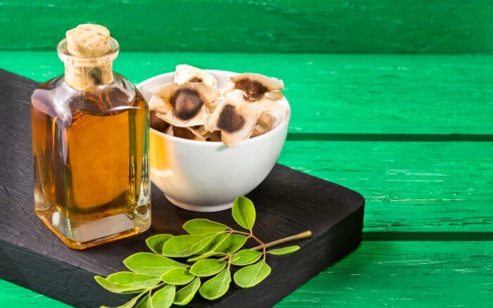 moringa-oleifera-em-oleo-sementes-e-folhas